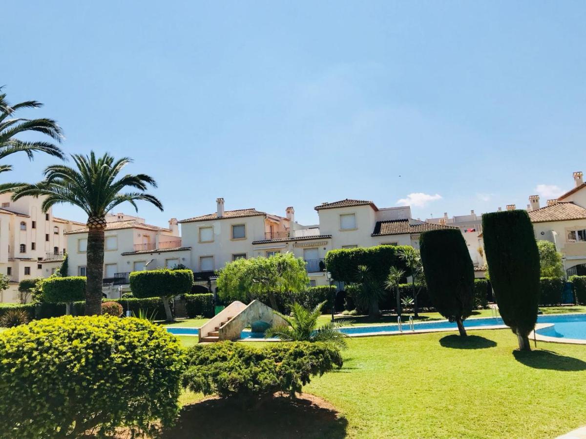 Bungavilla House In La Isla Jávea Exterior foto